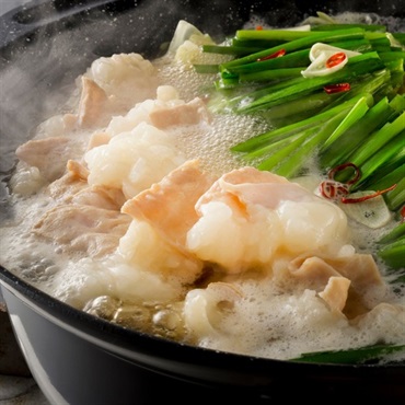 焼肉屋の国産牛もつ鍋セット（〆の麺付き）